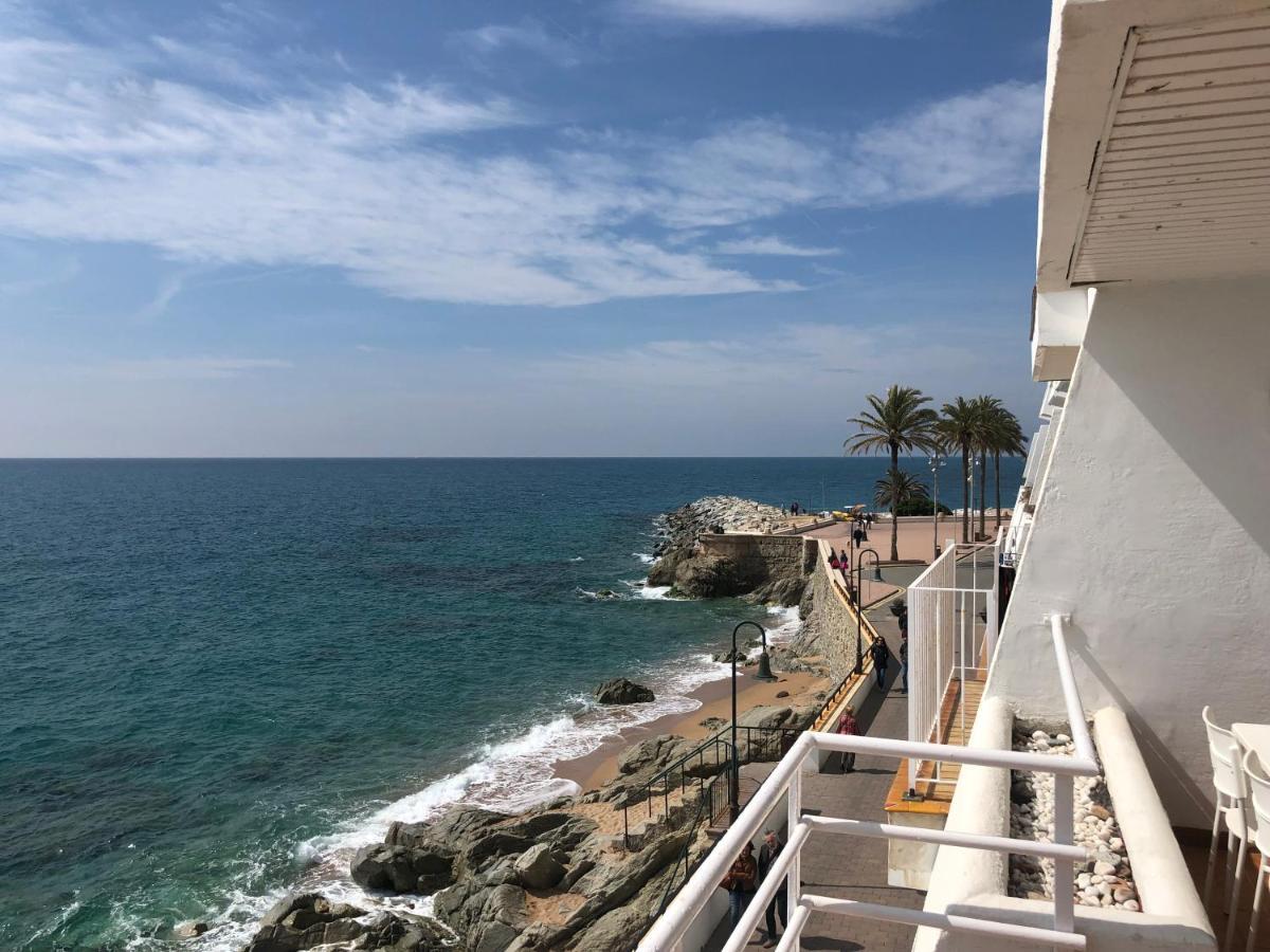 Ponent - Espectaculares Vistas Al Mar Apartment Sant Pol De Mar Luaran gambar